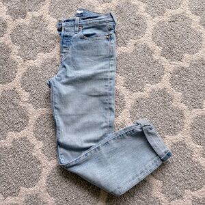 Levi’s Wedgie Jeans